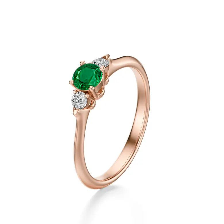 Pierścionek z różowego złota ze szmaragdem AJPZ_086